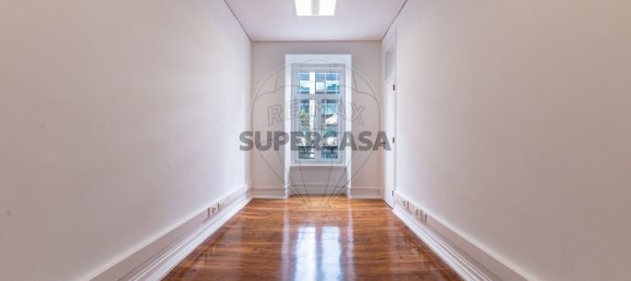 6 bedrooms Apartment in Lisbon, Portugal No. 241277 15