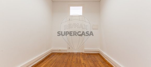 6 bedrooms Apartment in Lisbon, Portugal No. 241277 10