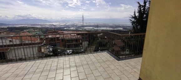 2 rooms Penthouse in Montecorvino Pugliano, Italy No. 73894 2