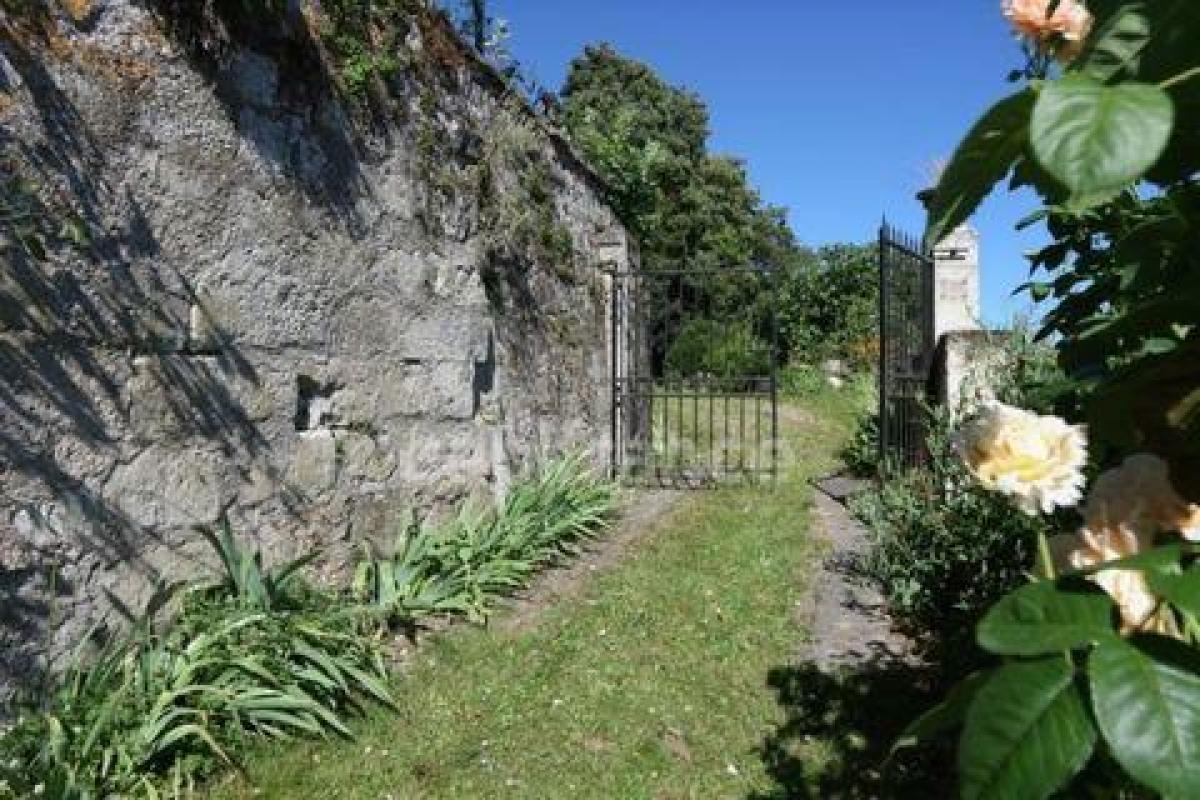Casa de 4 dormitorios en Saumur, France No. 32334
