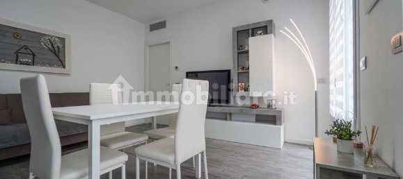 Квартира с 2 спальнями в Калуско д’Адда, Италия № 215908 3