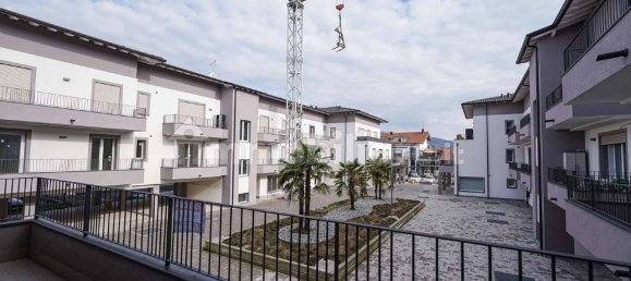 Квартира с 2 спальнями в Калуско д’Адда, Италия № 215908 7