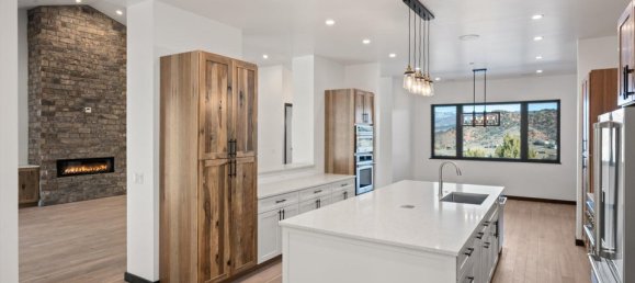 Коммерческая недвижимость с 5 спальнями в Гленвуд Спрингс, США № 279 24