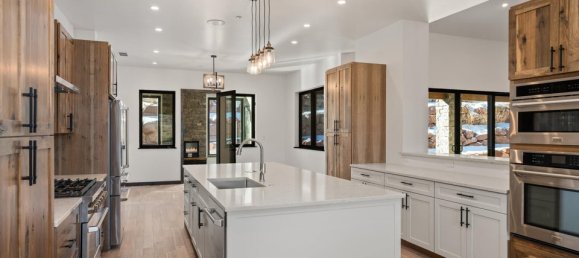 Коммерческая недвижимость с 5 спальнями в Гленвуд Спрингс, США № 279 30