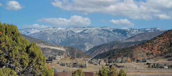 Коммерческая недвижимость с 5 спальнями в Гленвуд Спрингс, США № 279 6