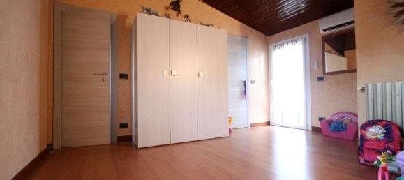 3 rooms Apartment in San Biagio della Cima, Italy No. 185596 26