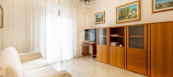 Studio à Rome, Italy No. 9243 4