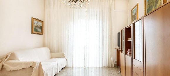 Studio à Rome, Italy No. 9243 2