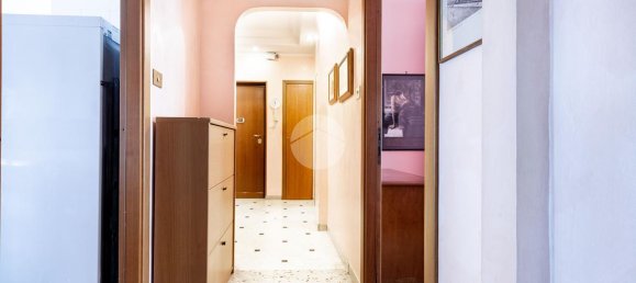 Studio à Rome, Italy No. 9243 9