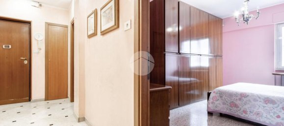 Studio à Rome, Italy No. 9243 13