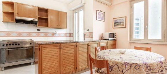 Studio à Rome, Italy No. 9243 16