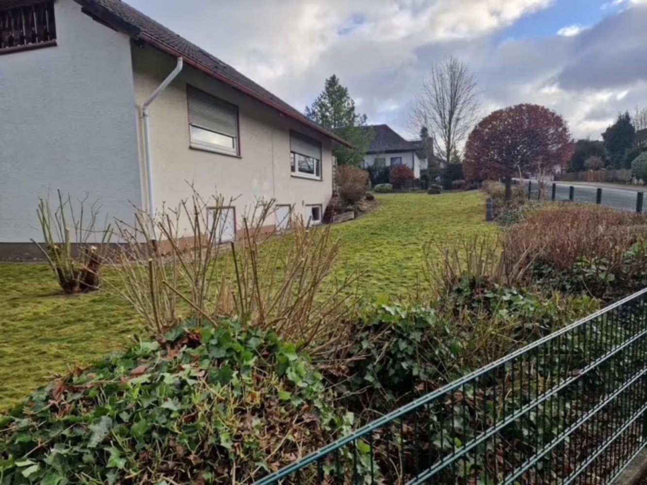 4 bedrooms Townhouse in Waldeck-Frankenberg, Germany No. 230756