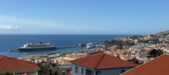 3 bedrooms Villa in Funchal, Portugal No. 101843 7