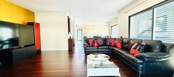 3 bedrooms Villa in Funchal, Portugal No. 101843 6