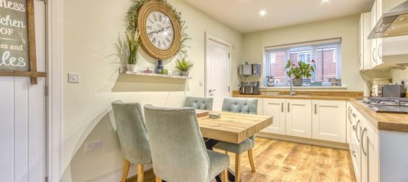 5 bedrooms House in Taunton, United Kingdom No. 13580 3