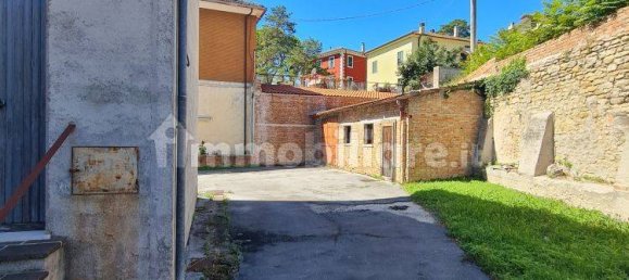 5 غرف نوم شقة في Rosora, Italy رقم 374218 3