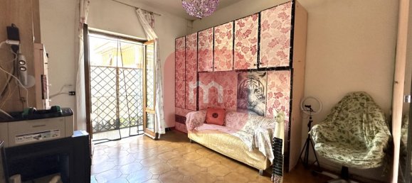 Apartamento de 3 dormitorios en Rome, Italy No. 205187 3