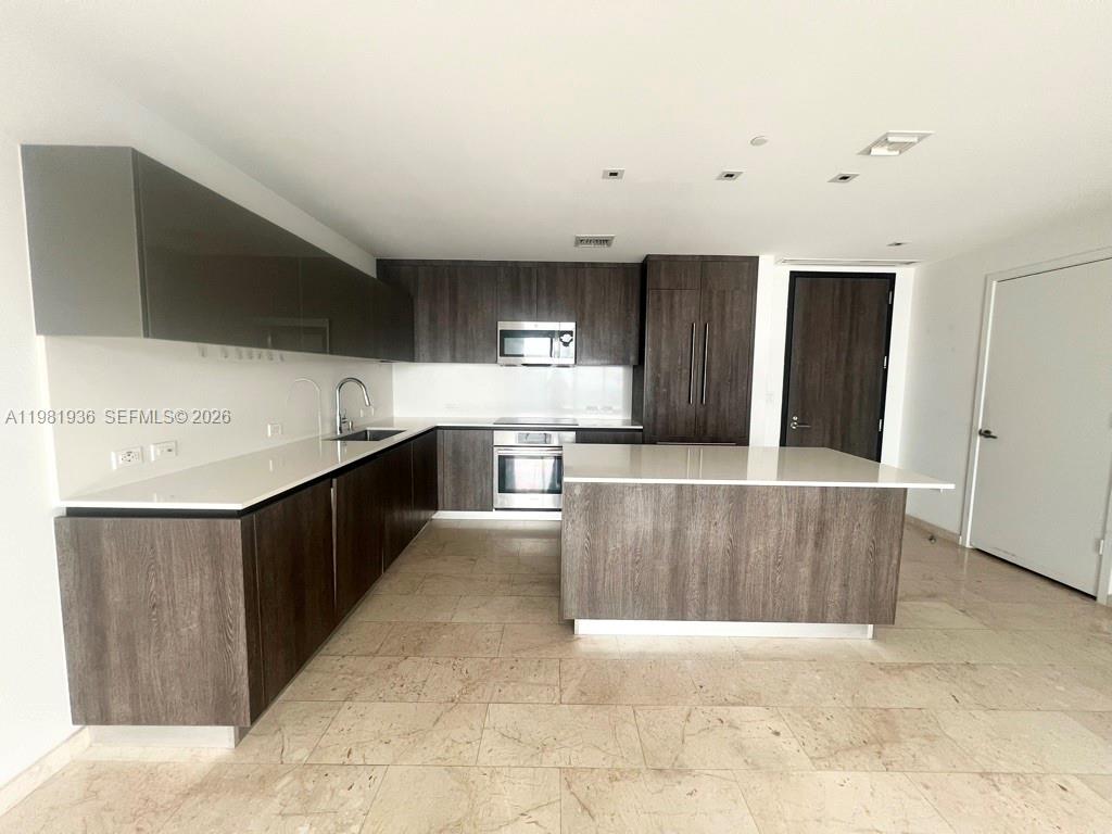 2 غرف نوم عقار تجاري في Miami, الولايات المتحدة رقم 615293