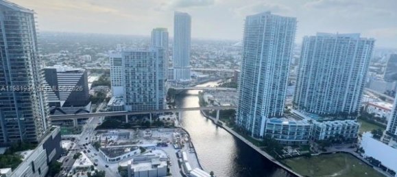 2 غرف نوم عقار تجاري في Miami, الولايات المتحدة رقم 615293 19