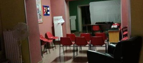 3 rooms Commercial property in Bari, Italy No. 83631 6