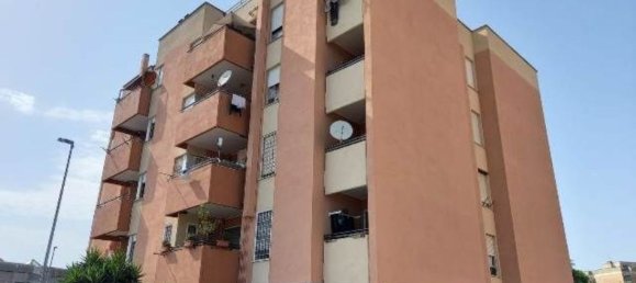3 rooms Apartment in Anzio, Italy No. 9618 2
