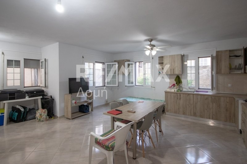 Коммерческая недвижимость с 5 спальнями в Магнисия, Греция № 284