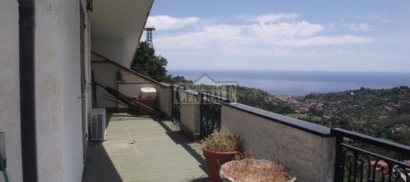8 rooms Villa in Sanremo, Italy No. 231755 13