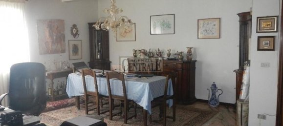 8 rooms Villa in Sanremo, Italy No. 231755 12