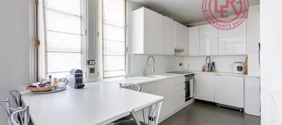 3 bedrooms Duplex in Paris, France No. 296007 5