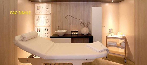 Gewerbliche Immobilie in Campi Bisenzio, Italy 2500m², Nr. 9822 9