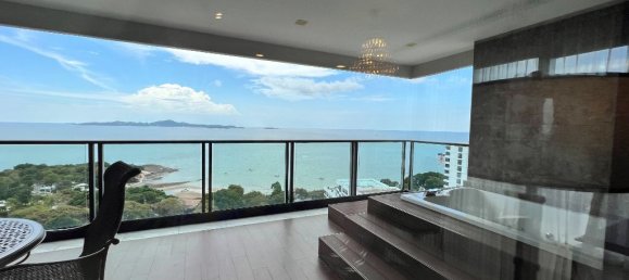 6 bedrooms Condo in Pattaya, Thailand No. 12133 2