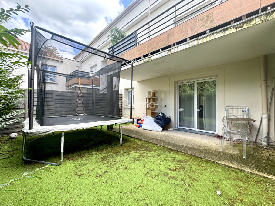 2 Schlafzimmer Wohnung in Serris, France, Nr. 317972