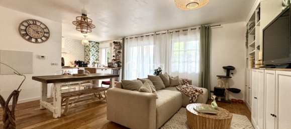 2 Schlafzimmer Wohnung in Serris, France, Nr. 317972 2