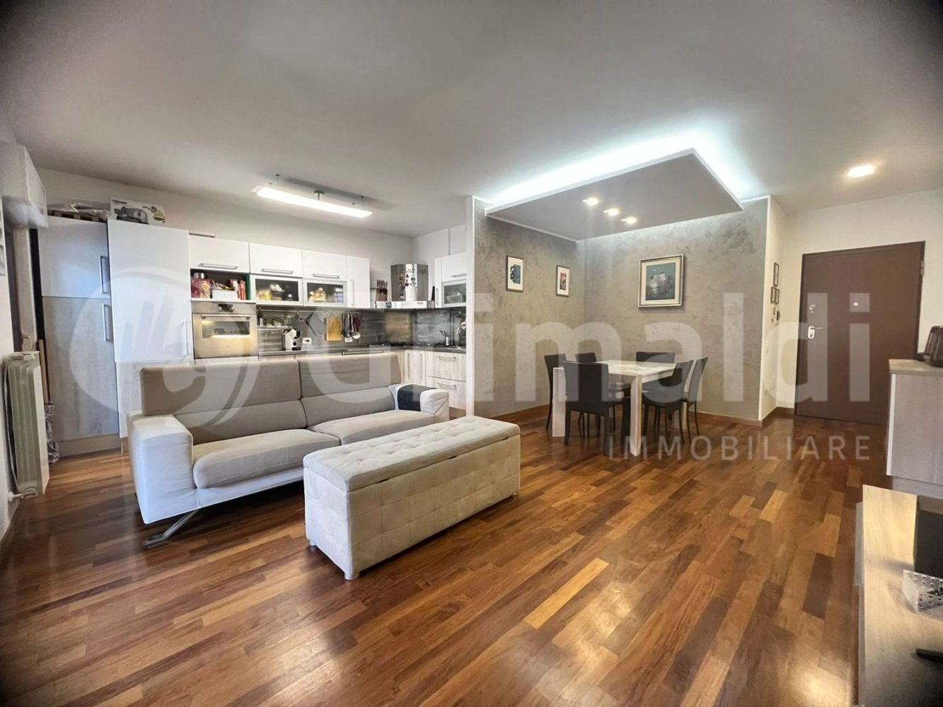 4 bedrooms Apartment in Corciano, Italy No. 335826