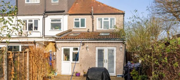 3 Schlafzimmer Gewerbliche Immobilie in Sutton, United Kingdom, Nr. 13460 11