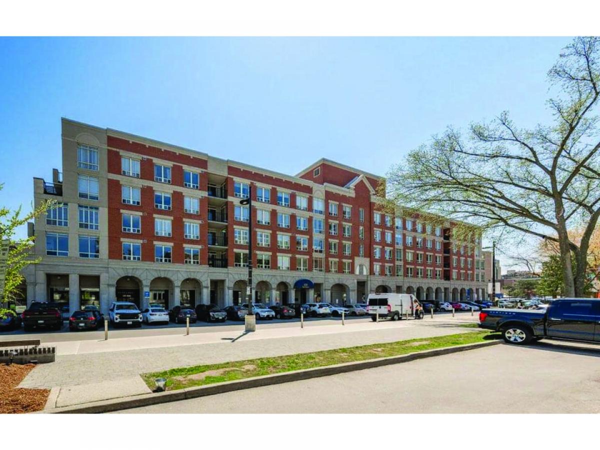 2 bedrooms House in Burlington, Canada No. 925