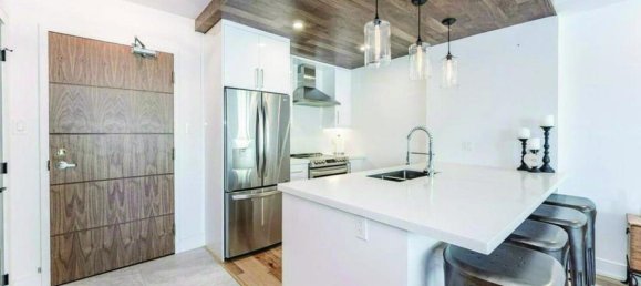 2 bedrooms House in Burlington, Canada No. 925 2