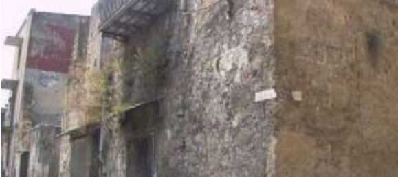 7 rooms Apartment in Afragola, Italy No. 10242 6