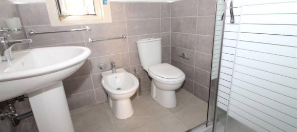 Villa de 4 habitaciónes en Augusta, Italy No. 24319 7