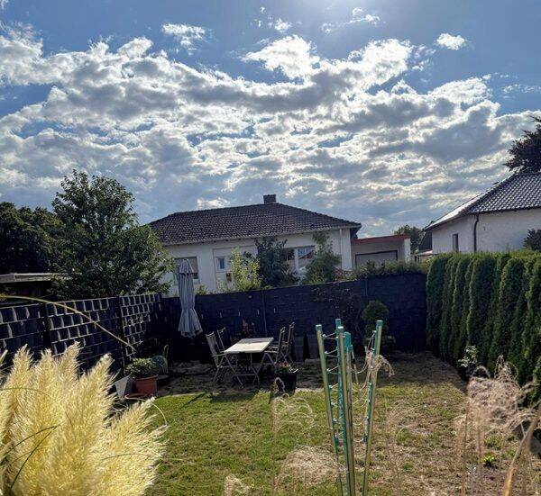 Таунхаус с 4 комнатами в Унна, Германия № 369556