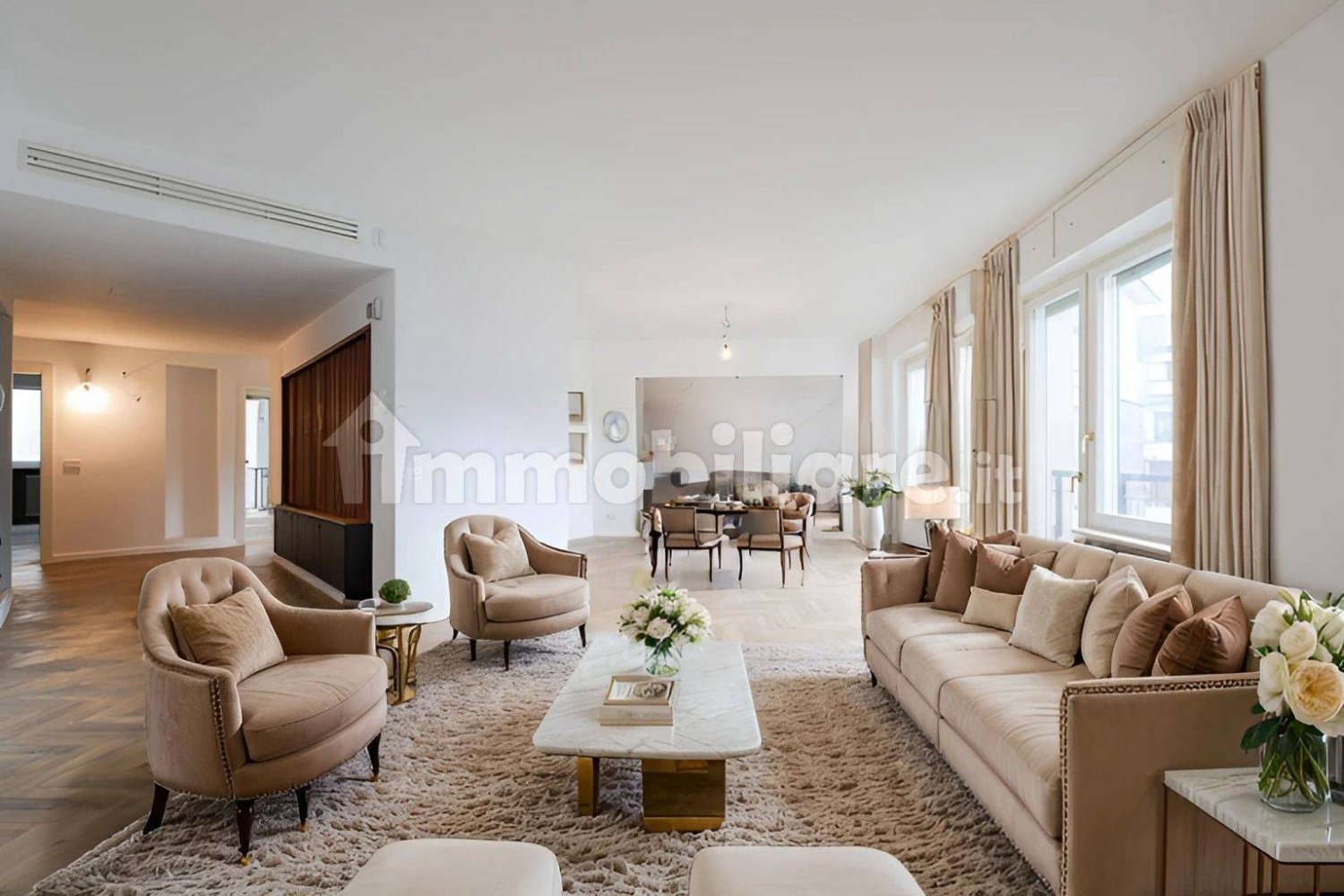 3 غرف نوم شقة في Milan, Italy رقم 338342