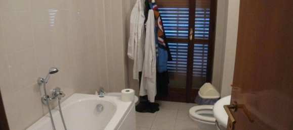 206m² Office in Pescara, Italy No. 291455 20