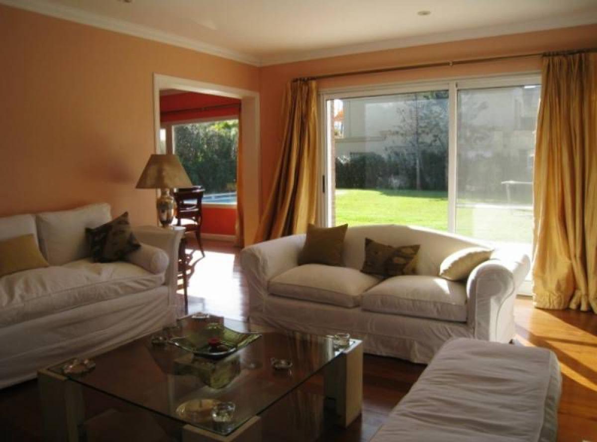 Casa T4 em Tigre, Argentina N.º 57338