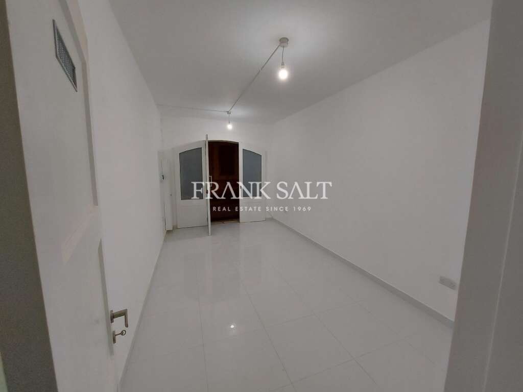 Loja em Balzan, Malta 20 m² N.º 13086