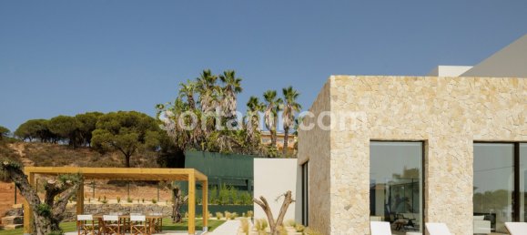 4 Schlafzimmer Villa in Almancil, Portugal, Nr. 150743 3