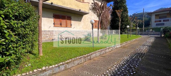 5 bedrooms Villa in Massarosa, Italy No. 121831 6