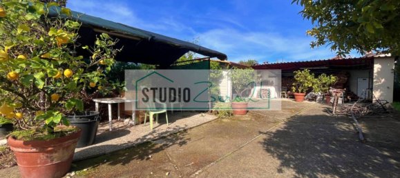 5 bedrooms Villa in Massarosa, Italy No. 121831 8