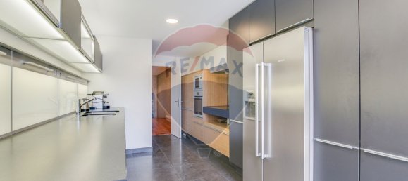 3 غرف نوم منزل ذو طابقين في Cascais, Portugal رقم 75289 36