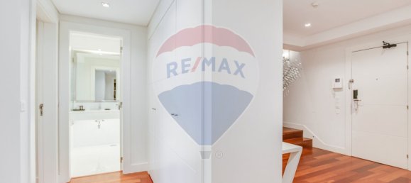 3 غرف نوم منزل ذو طابقين في Cascais, Portugal رقم 75289 16