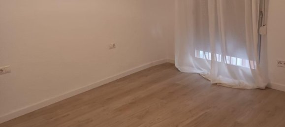 3 bedrooms Apartment in Alicante, Spain No. 188598 13